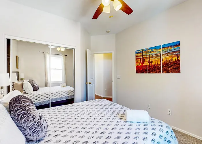 Holiday home Garden Breeze Gilbert